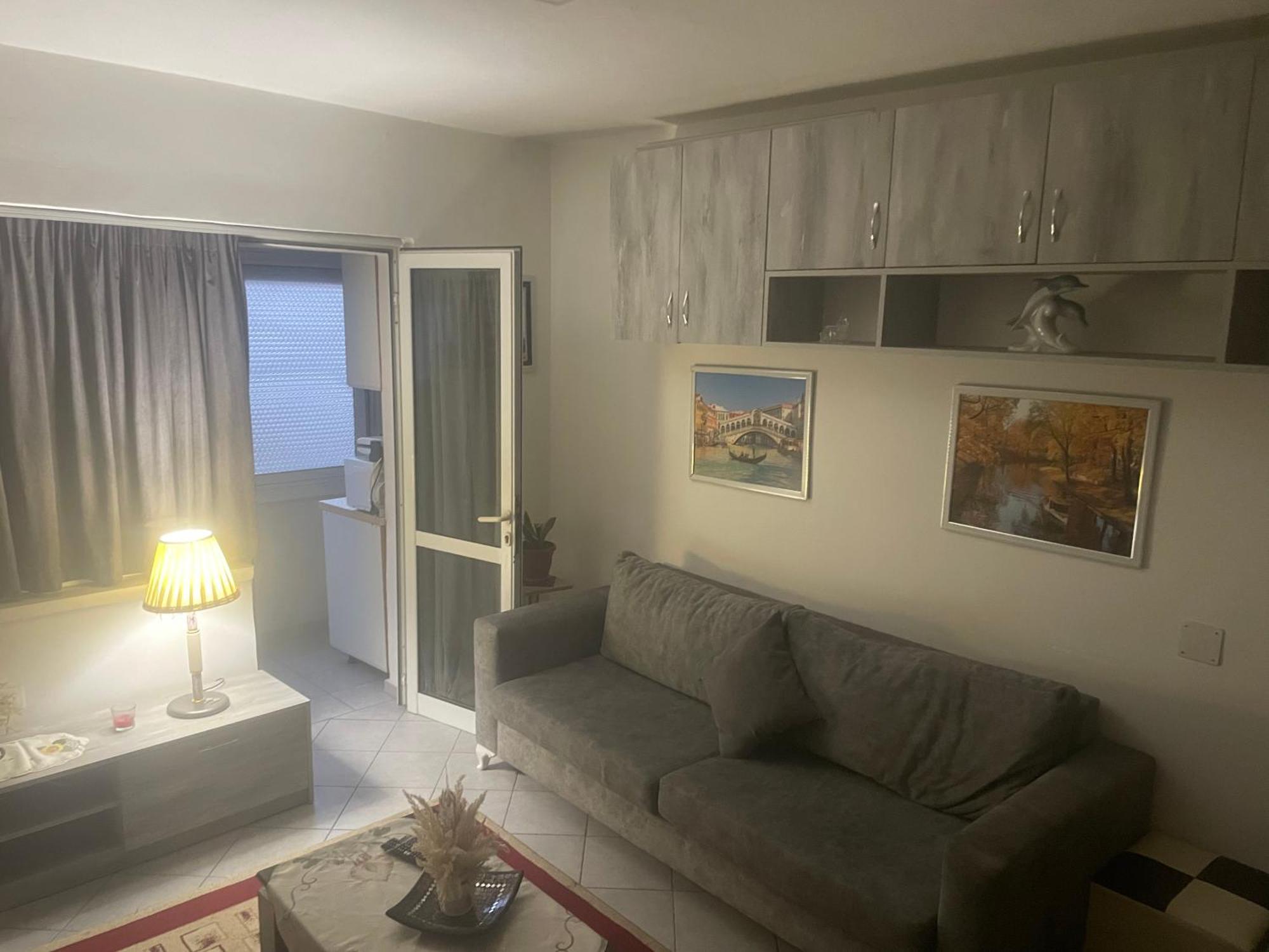 Lovely Cozzy Flat Apartment Tirana