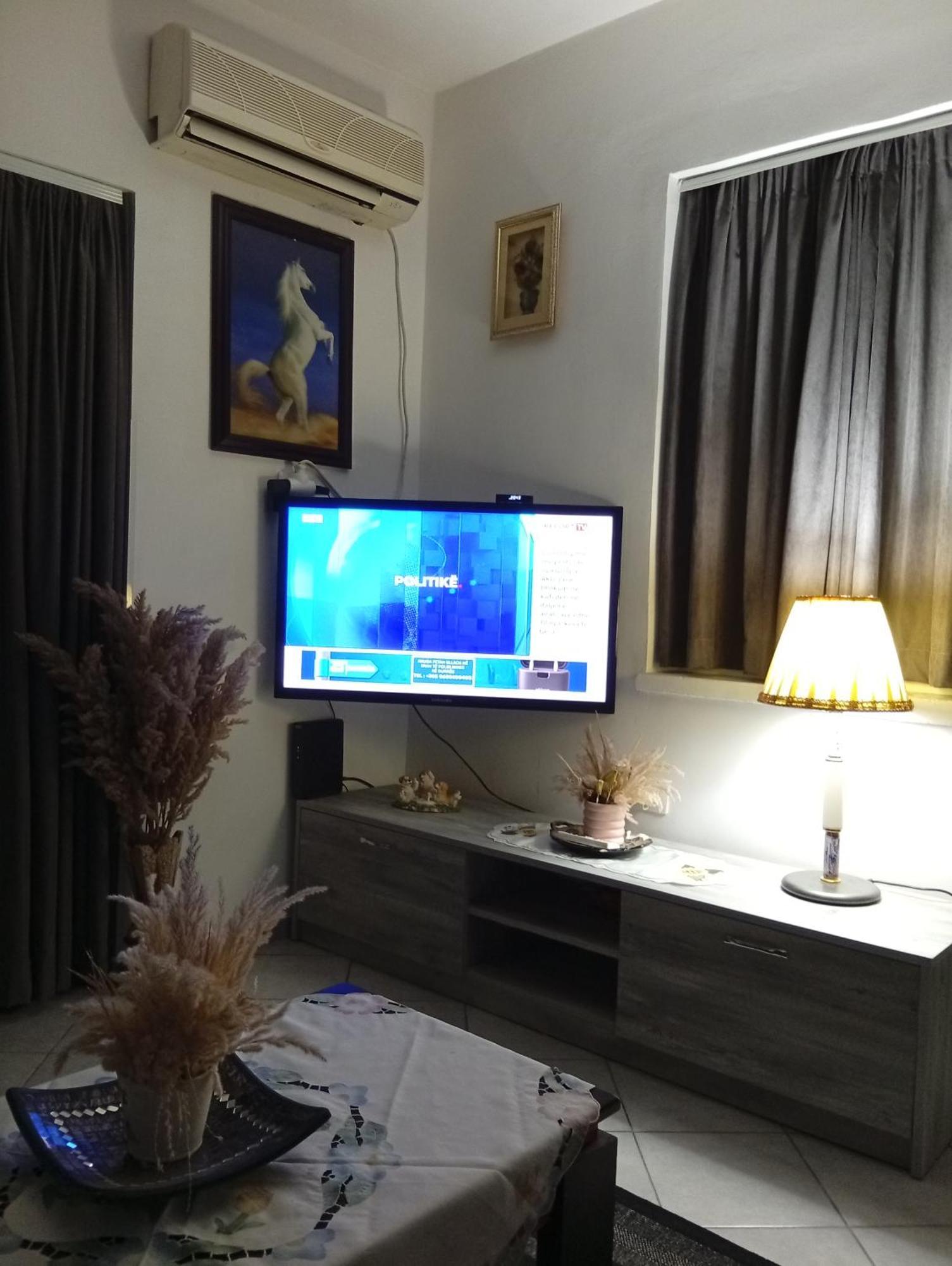 Apartment Lovely Cozzy Flat Tirana