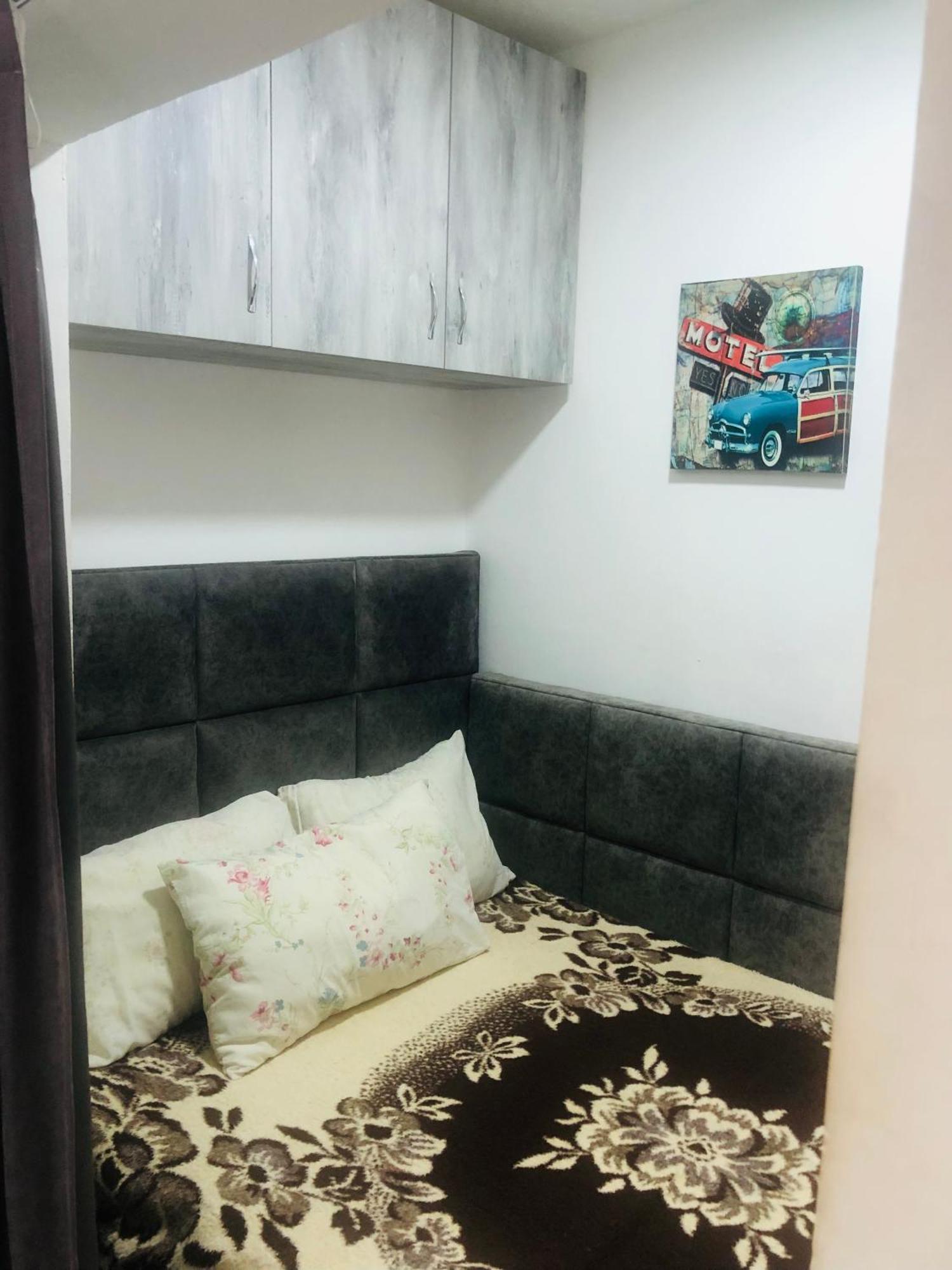 Lovely Cozzy Flat * Tirana